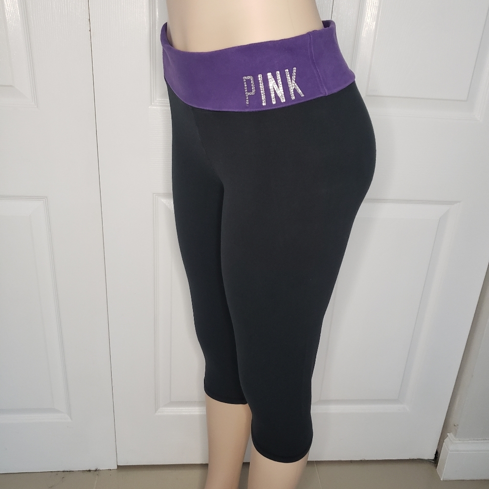 SOLD VS Pink Yoga Capri Leggings - Picture 3 of 8